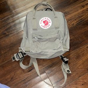 Fjallraven Kanken Mini Backpack